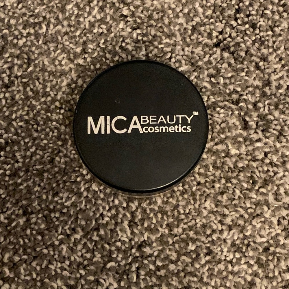 Mica beauty cosmetics mineral foundation MF-2